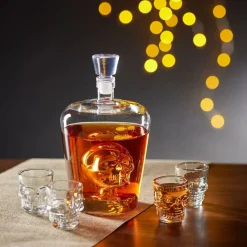 Coffret rhum carafe et verre x4 design tête de mort