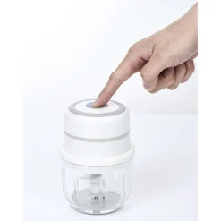 Mini hachoir rechargeable