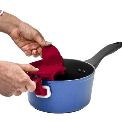 Passoire pliable et adaptable rouge