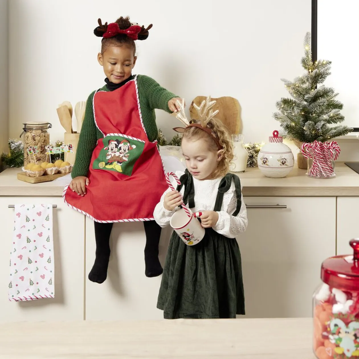 Pot en verre Disney Mickey Merry Kissmas avec couvercle Ø16xH20cm