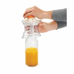 Presse agrumes Metaltex transparent couvercle blanc 2 cônes