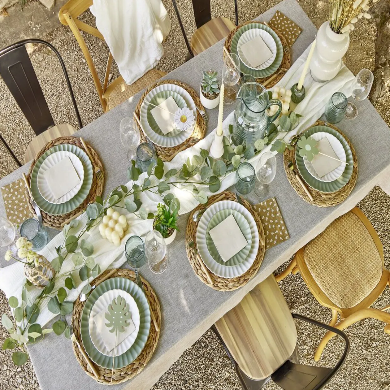 Saladier en verre strié transparent avec pied Ø26xH11,3cm