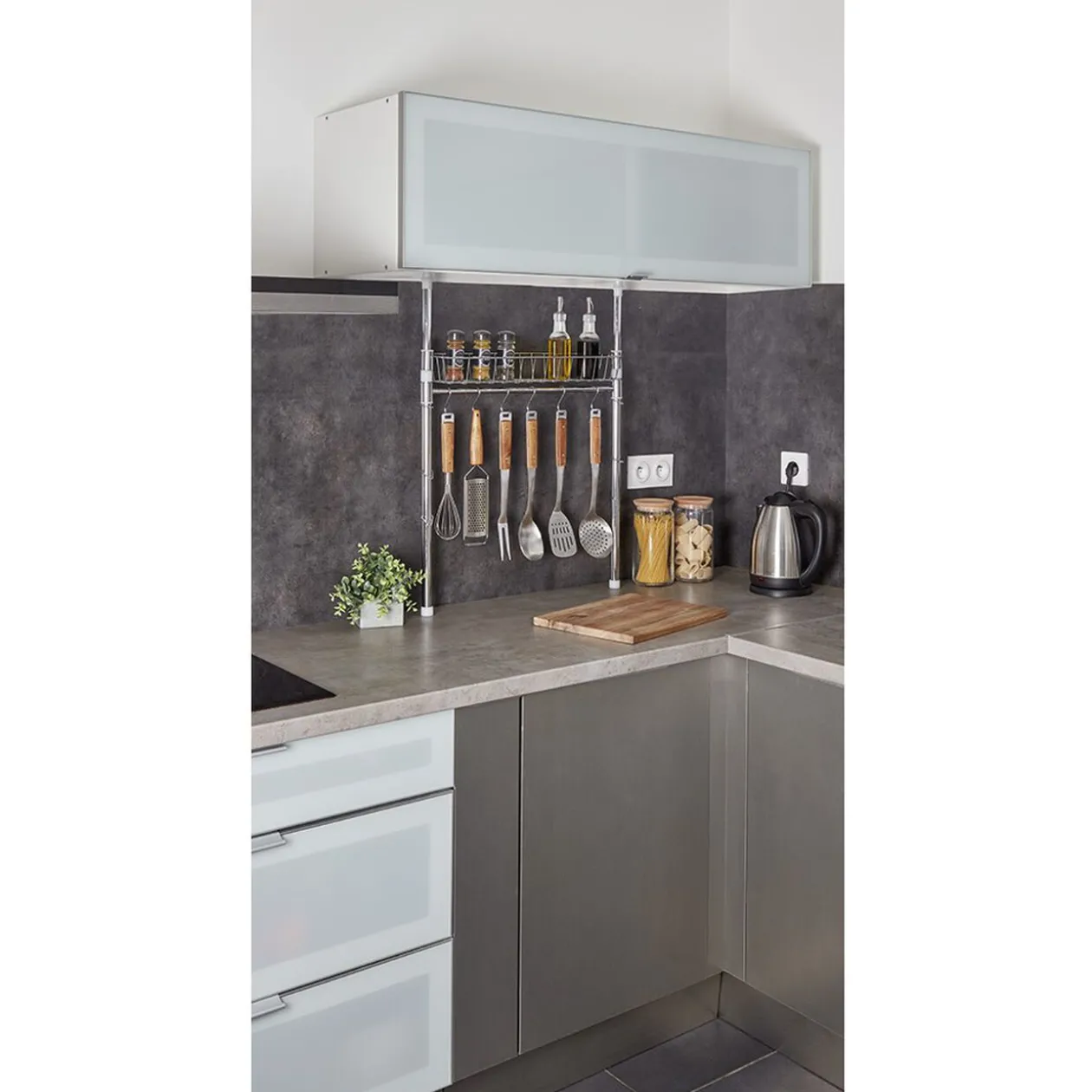 Étagère de cuisine à fixation autobloquante