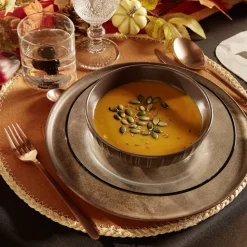 Verre à pied motif baroque 310ml H17cm